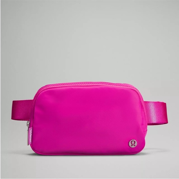 NWOT Lululemon Sonic Pink Belt Bag - Picture 1 of 10